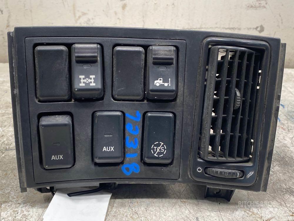 Volvo VNL Electronice