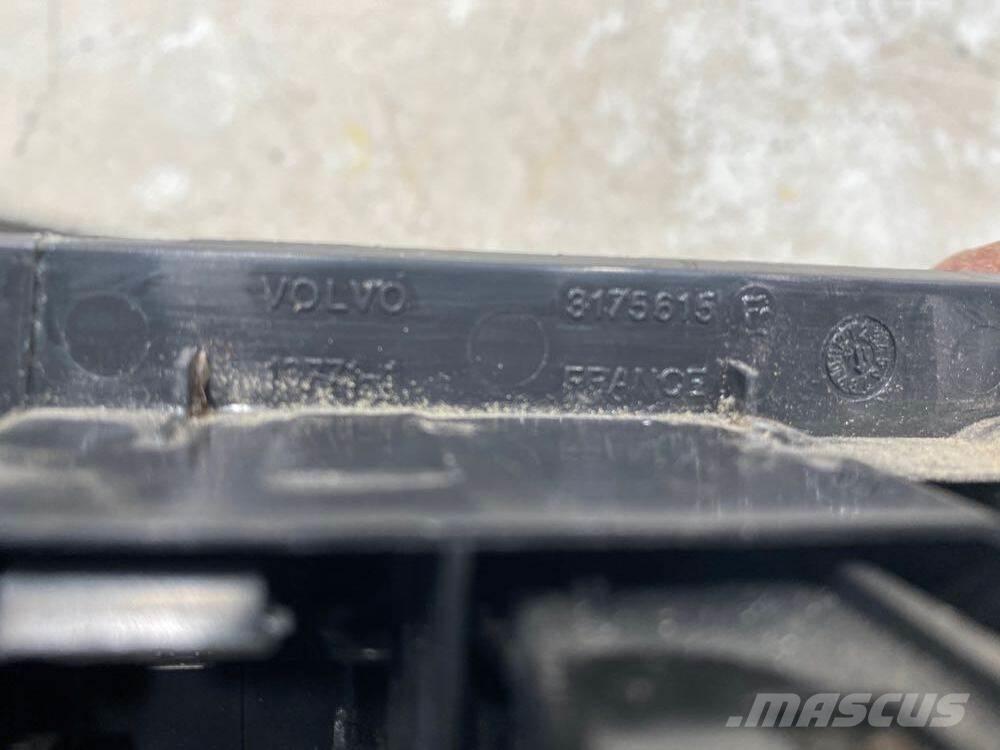 Volvo VNL Electronice