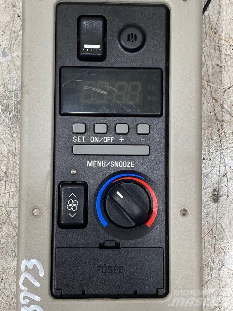 Volvo VNL Electronice