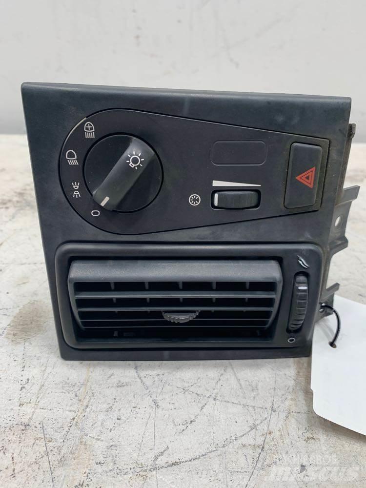 Volvo VNL Electronice
