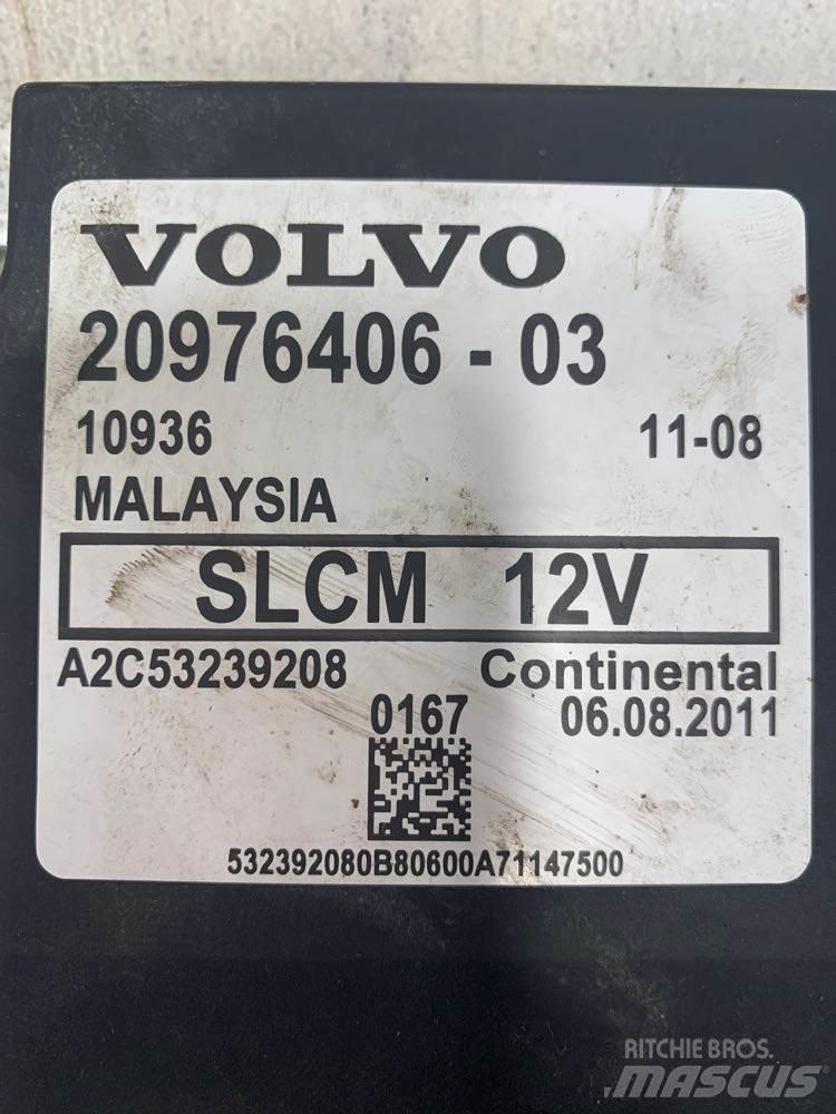 Volvo VNL Cabine si interior