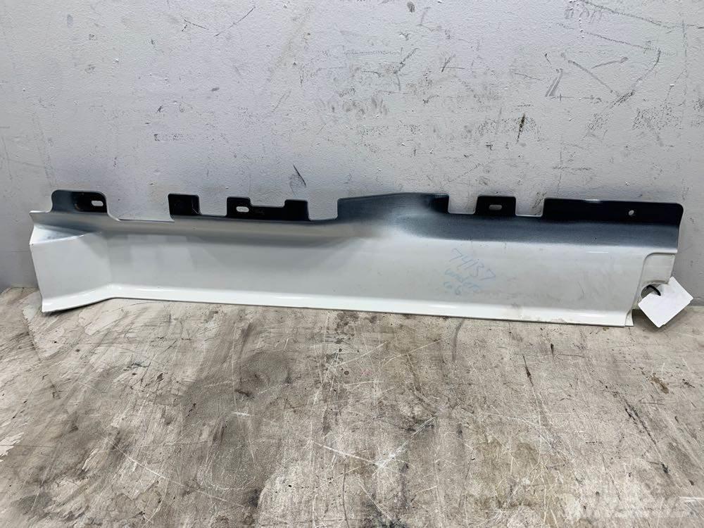 Volvo VNL Cabine si interior