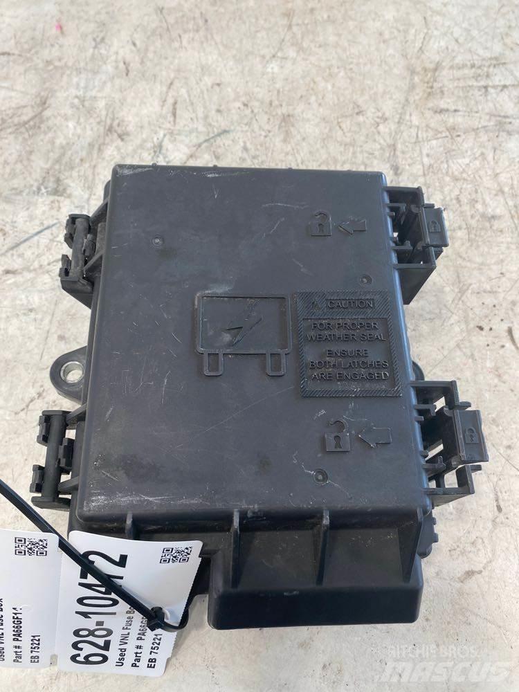 Volvo VNL Electronice
