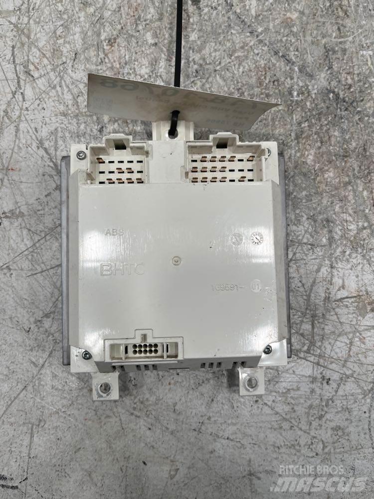 Volvo VNM Electronice