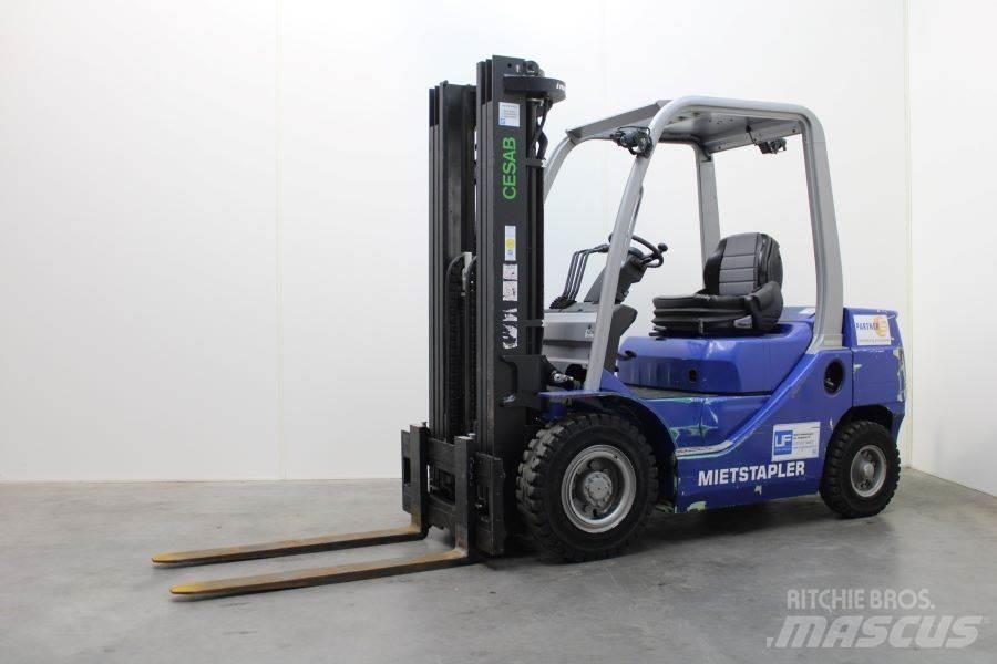 Cesab M 325 D Stivuitor diesel