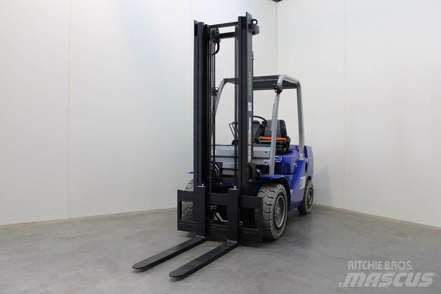 Cesab M 330 DV Stivuitor diesel