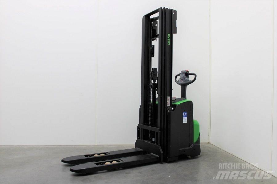 Cesab S 212 / 450 Transpaleta manuala