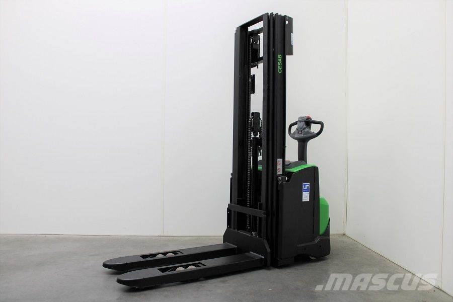 Cesab S 214 / 445 Transpaleta manuala