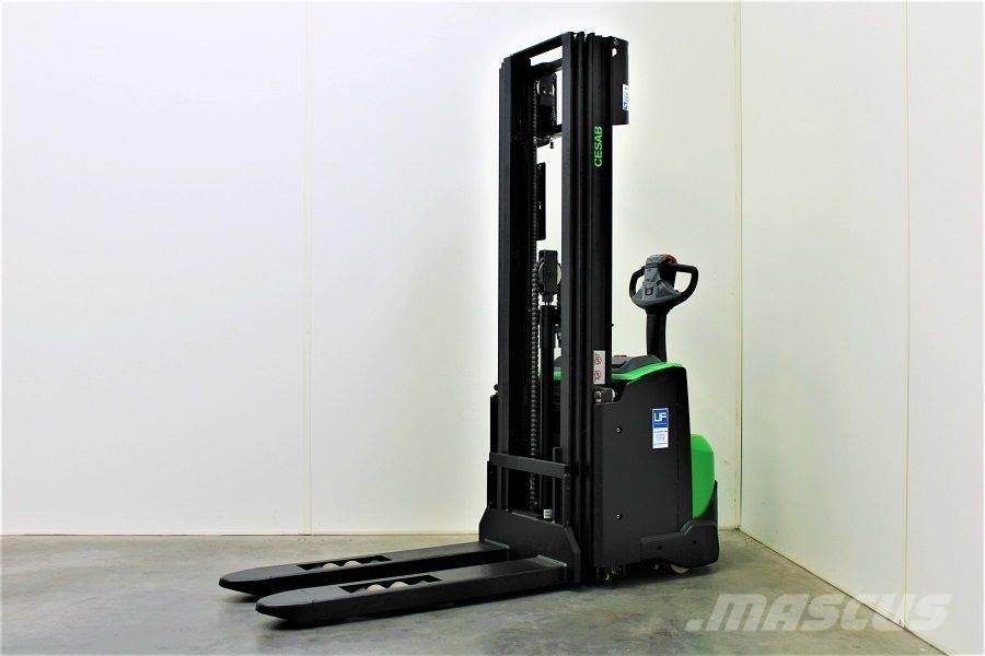 Cesab S 214 L / 445 Transpaleta manuala