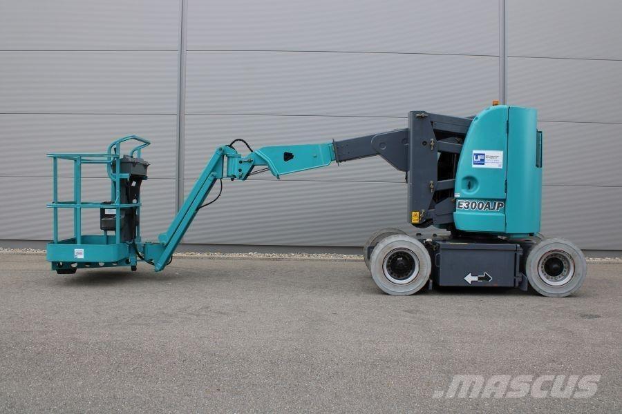 JLG E 300 AJP Nacele cu brat articulat