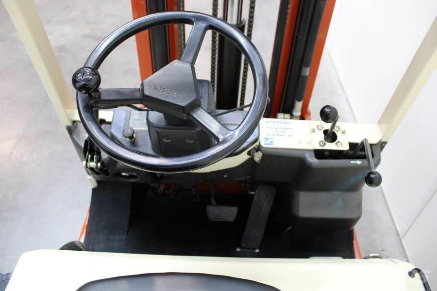 Nissan N01 L18U Stivuitor electric
