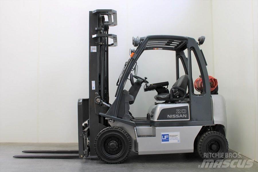 Nissan U1D2A20LQ Stivuitor GPL