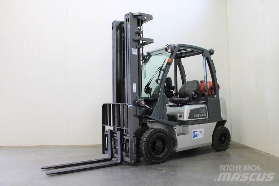 Nissan U1D2A20LQ Stivuitor GPL