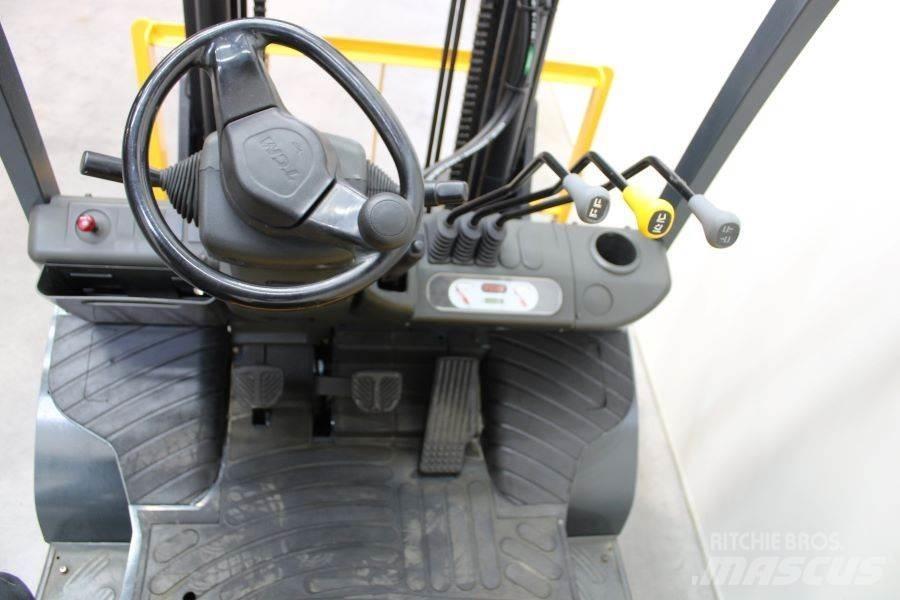 TCM FD 25 T 3 Stivuitor diesel