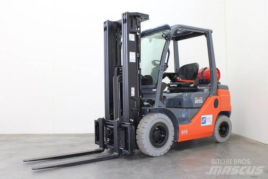 Toyota 02-8FGF25 Stivuitor GPL