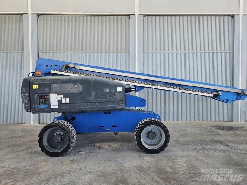 Genie S-65 Nacele cu brat telescopic