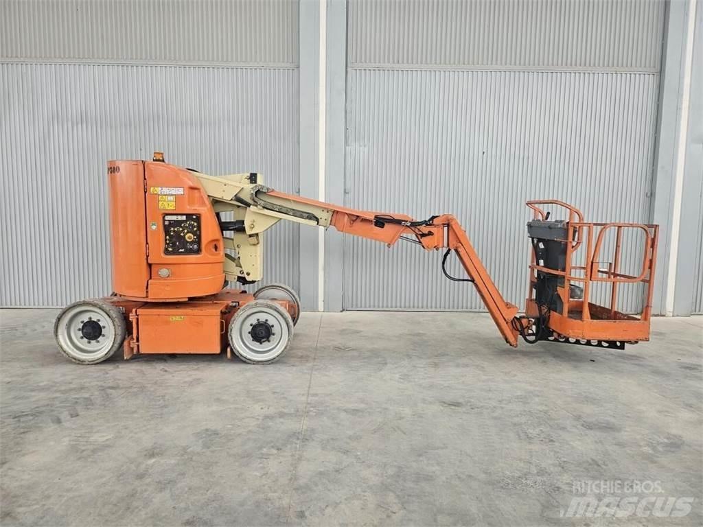 JLG E300AJP Nacele cu brat articulat