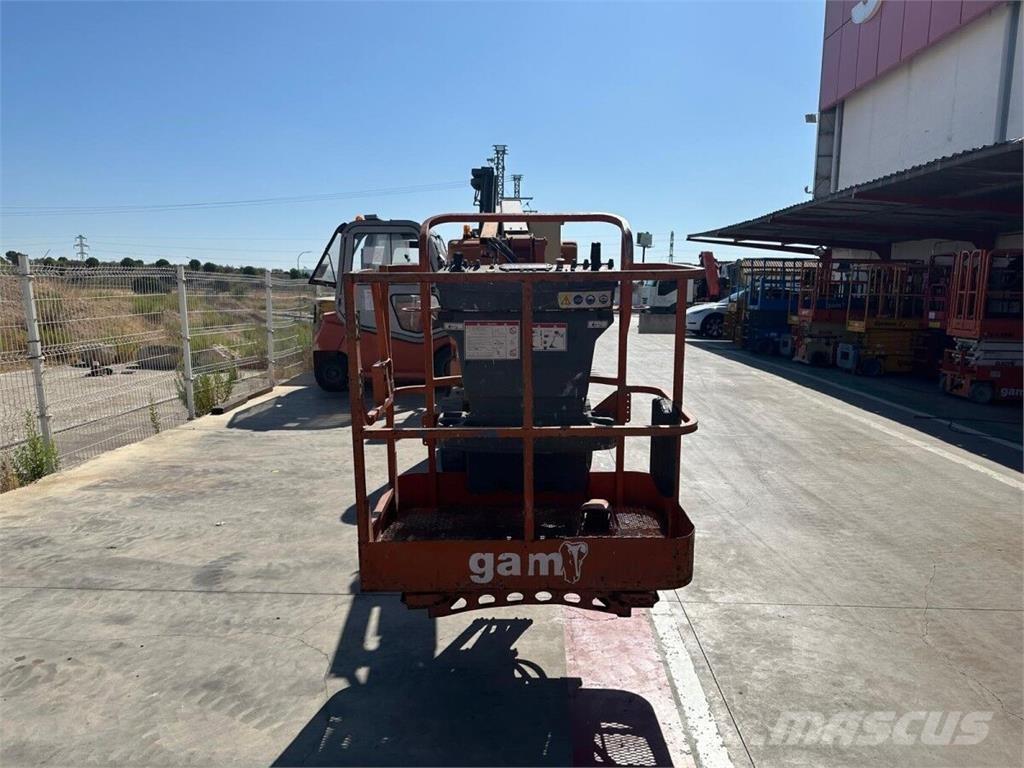 JLG E300AJP Nacele cu brat articulat