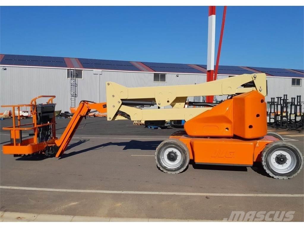 JLG E450AJ Nacele cu brat articulat