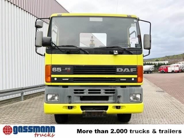 DAF 65.210 4x4 Camion cu carlig de ridicare