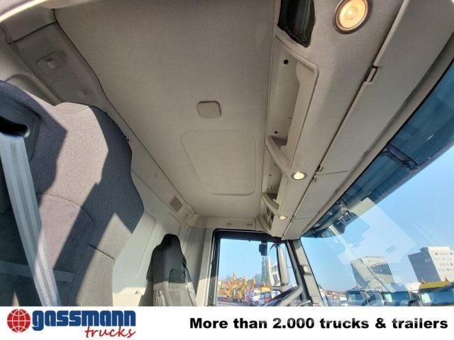 Iveco T-Way 360 6x6 Camion cu carlig de ridicare