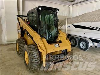 CAT 272D2 Mini incarcator