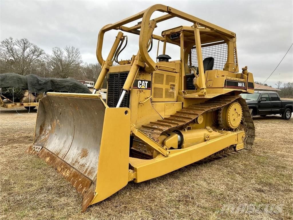 CAT D6H XL Buldozere pe senile