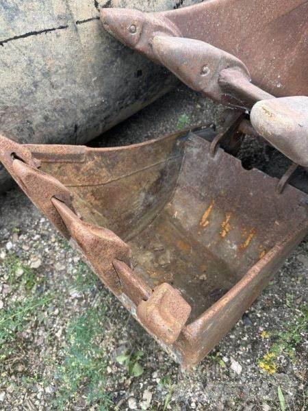 CAT 432E Buldoexcavatoare