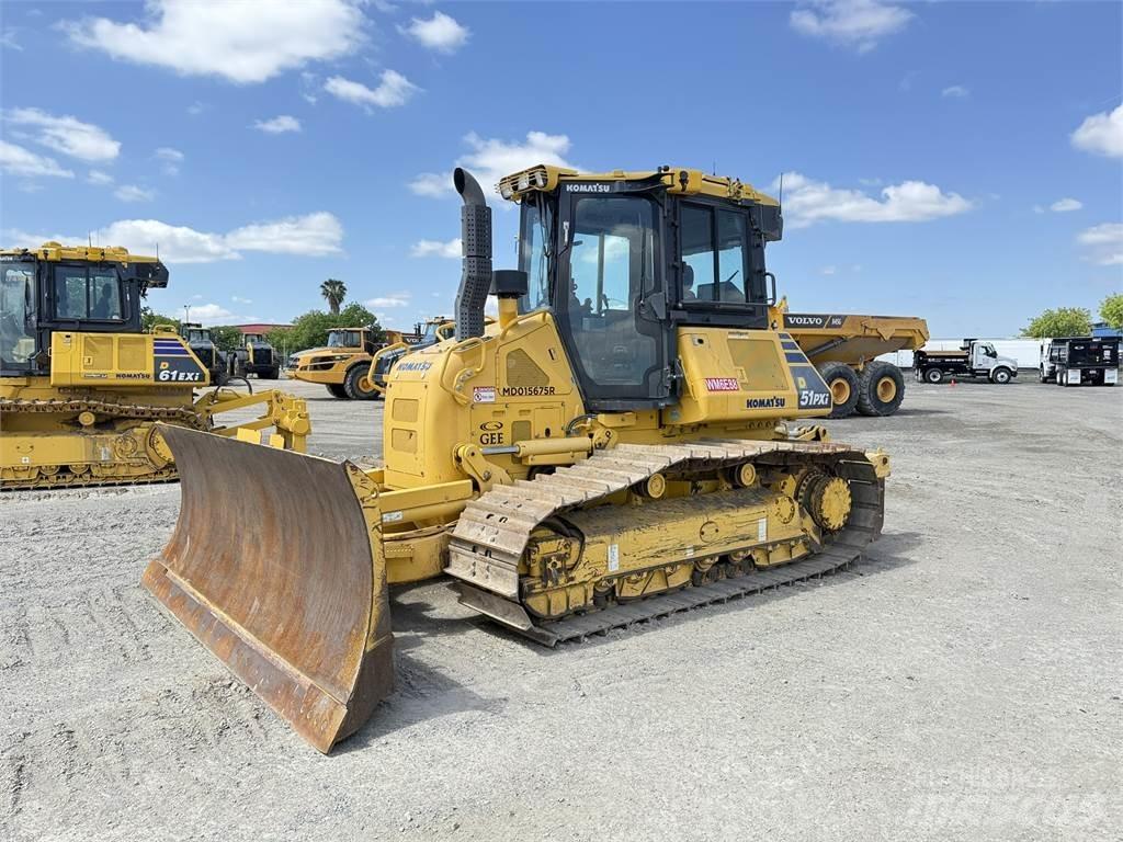 Komatsu D51PXi-24 Buldozere pe senile