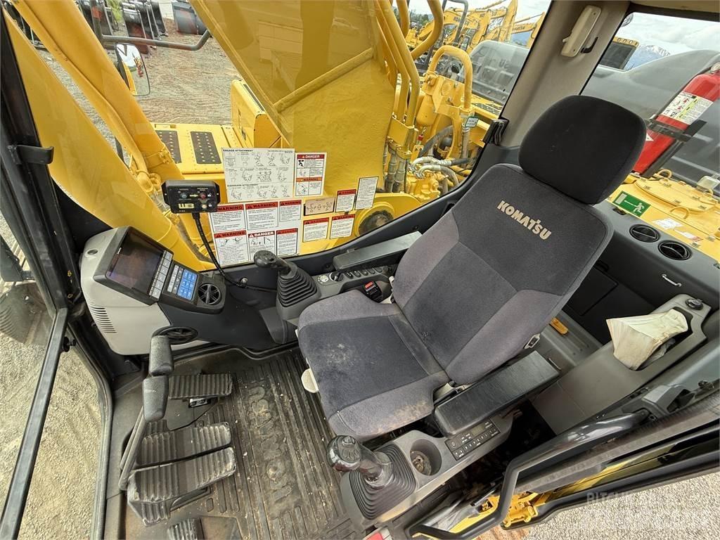 Komatsu PC360LC-11 +1 Excavatoare pe șenile
