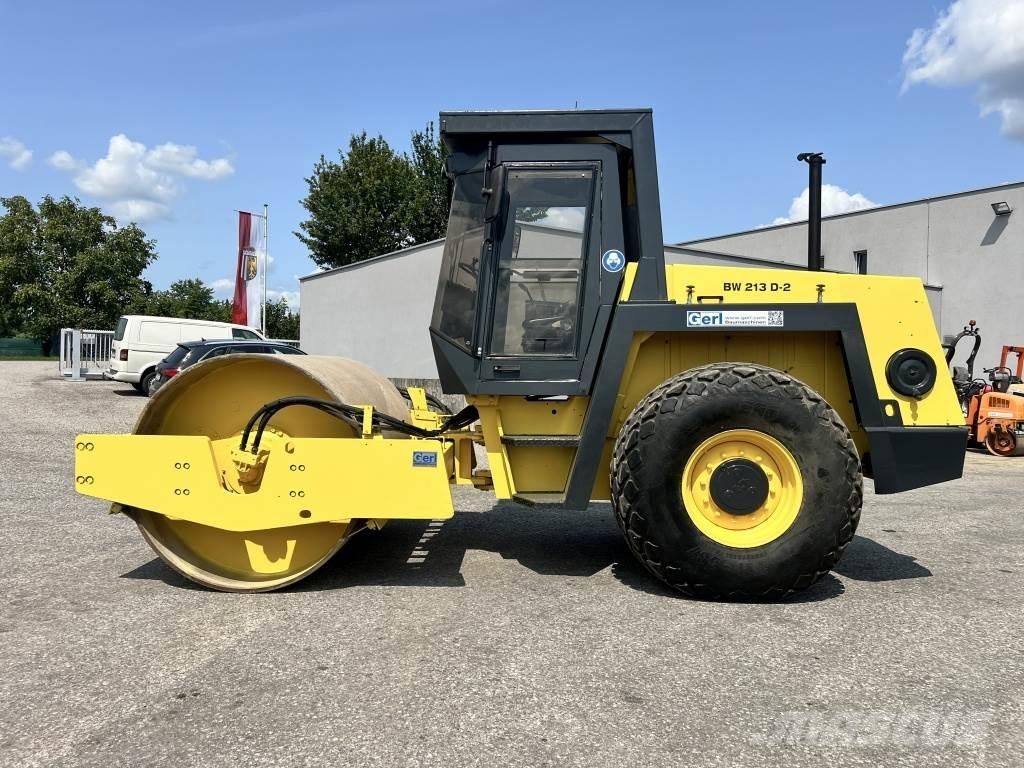 Bomag BW 213 D-2 Compactoare monocilindrice