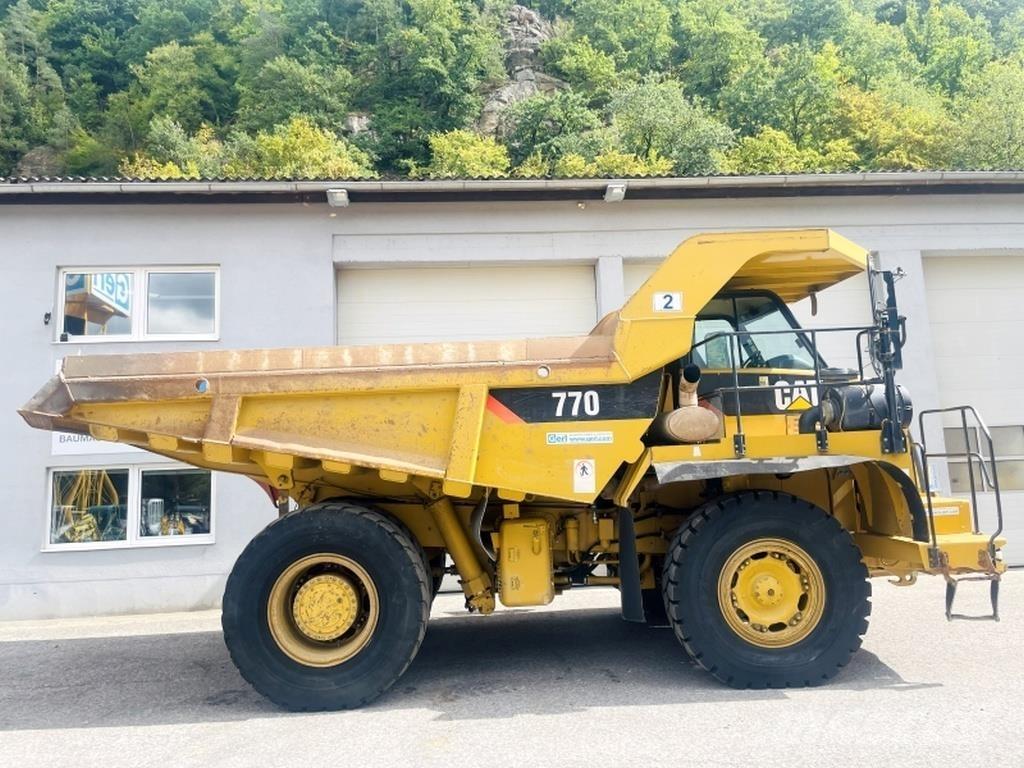 CAT 770 Transportoare articulate