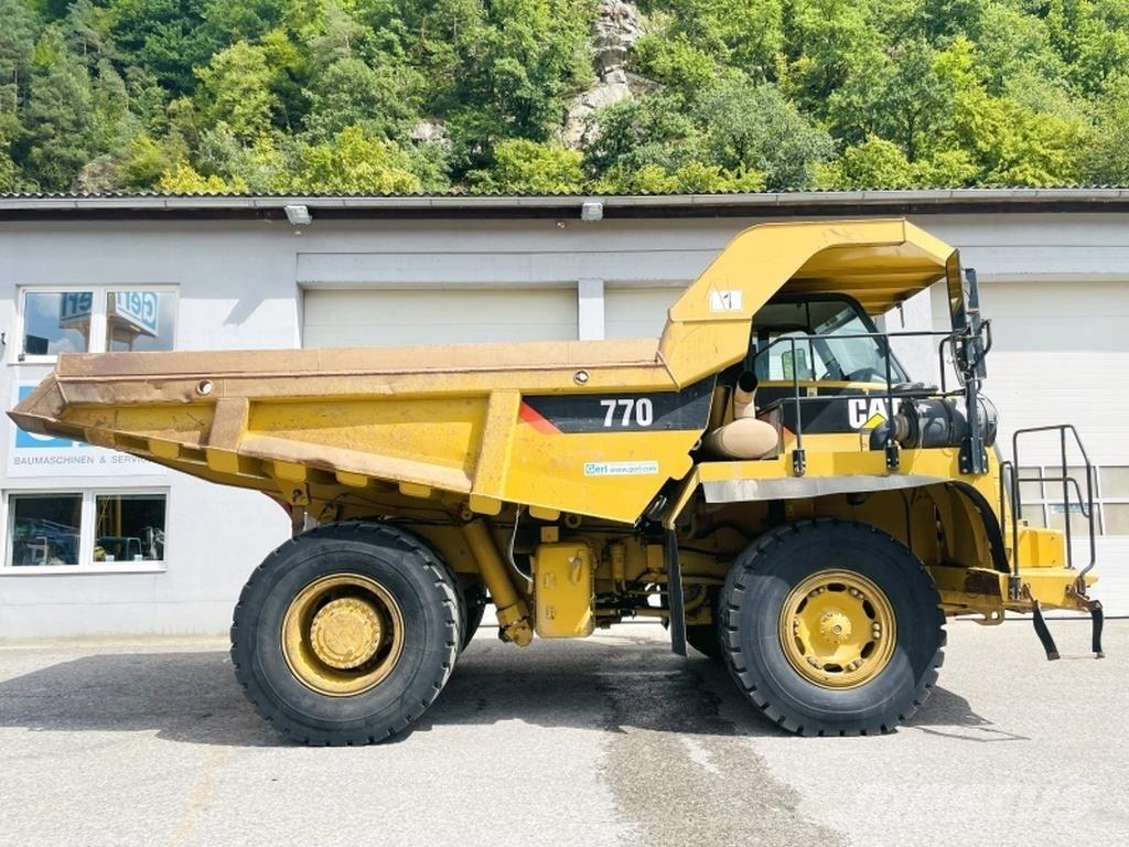 CAT 770 Transportoare articulate