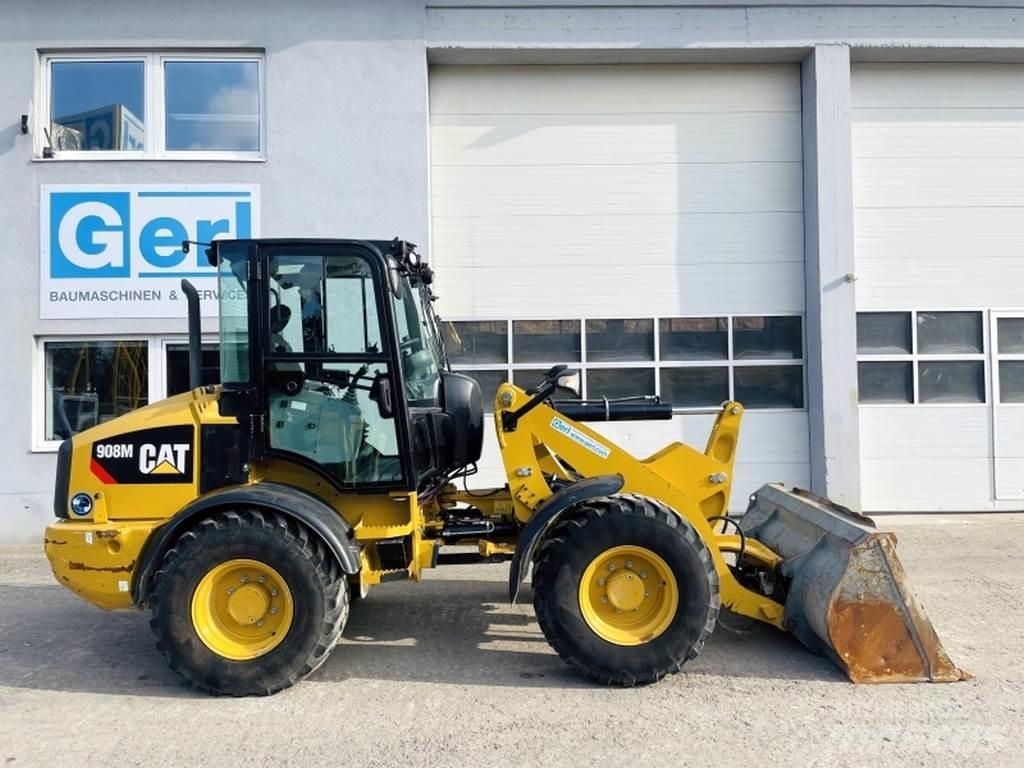 CAT 908M Incarcator pe pneuri