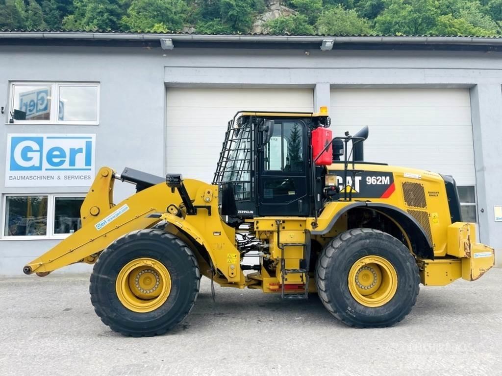 CAT 962M Incarcator pe pneuri
