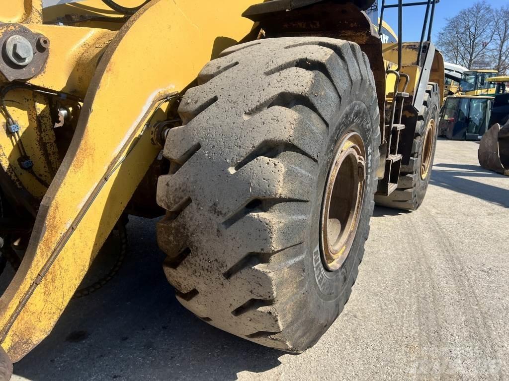 CAT 966 G Incarcator pe pneuri