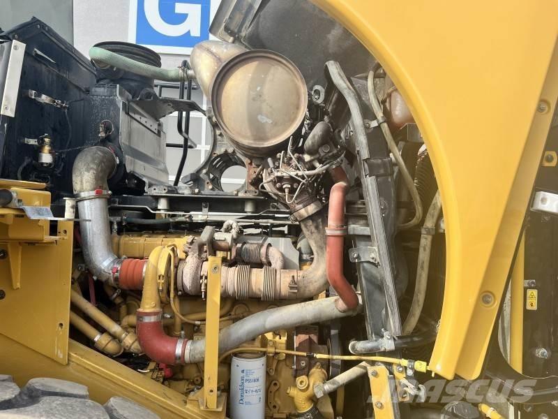 CAT 966 K Incarcator pe pneuri