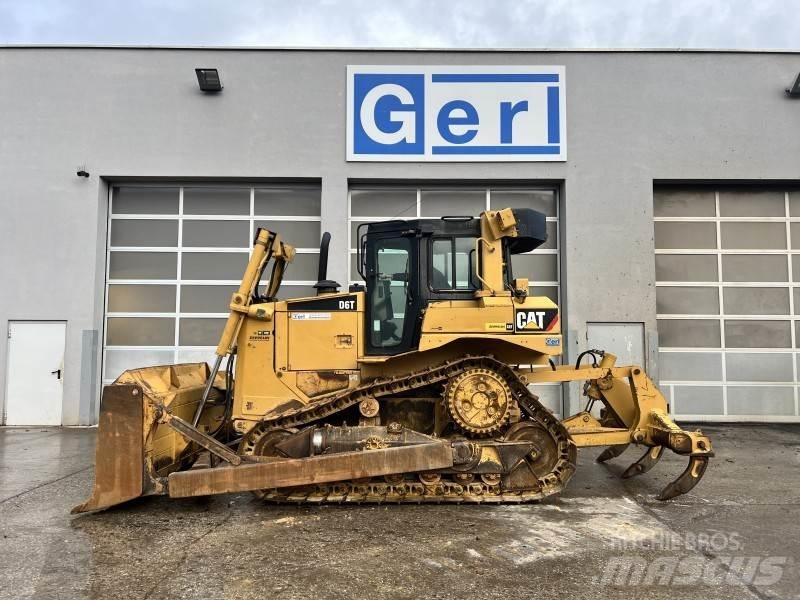 CAT D 6 T Buldozere pe senile
