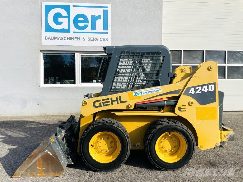Gehl SL4240 Mini incarcator
