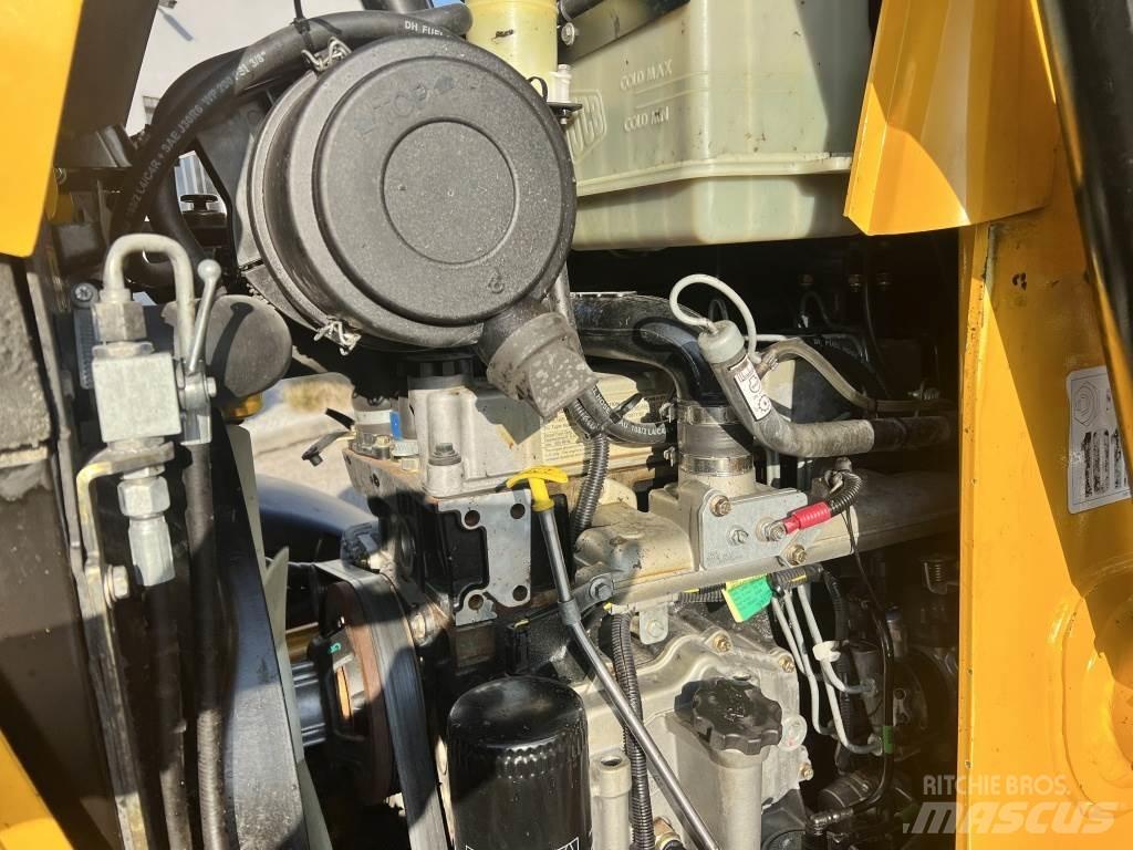 JCB 2 CX-S Buldoexcavatoare