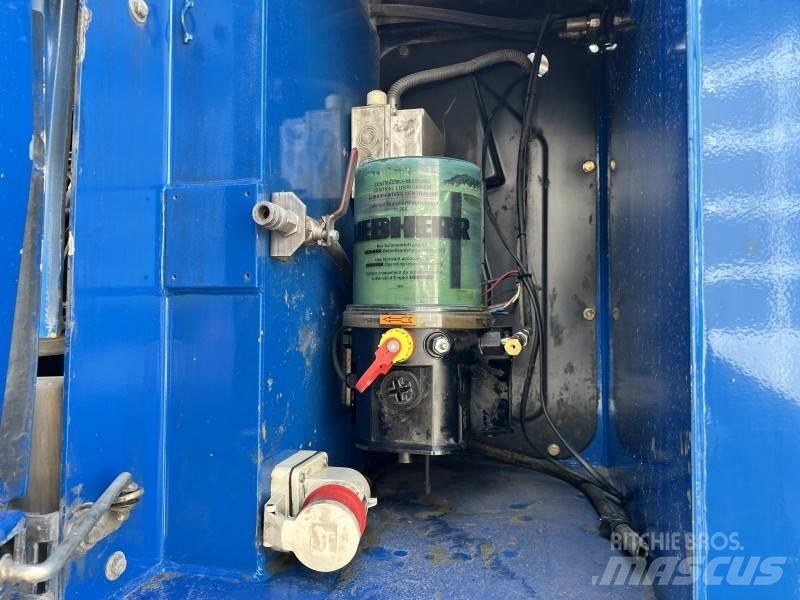 Liebherr A 316 Litronic Paleta de manipulare