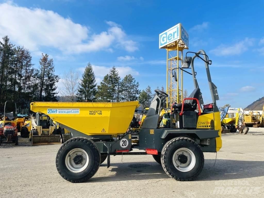 Neuson DW30 Minitractor de teren