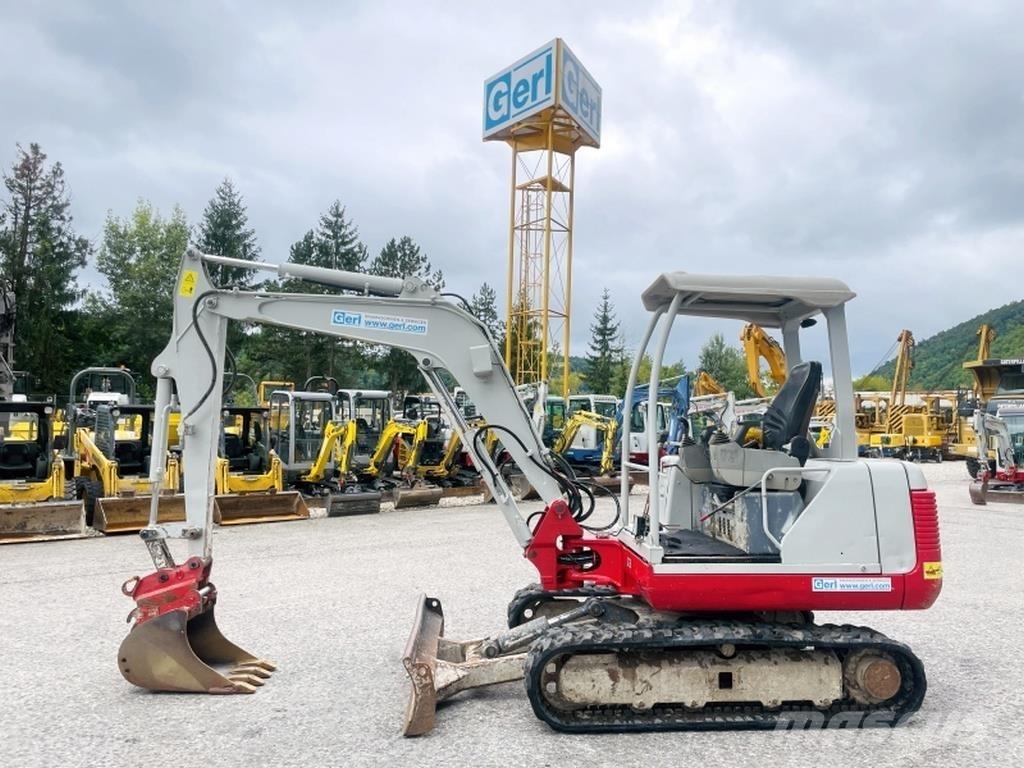 Takeuchi TB135 Mini excavatoare < 7t