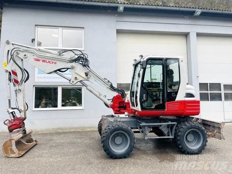 Takeuchi TB295W Excavatoare cu roti