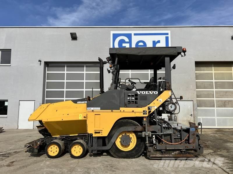  Volvo-ABG 6870 Pavatoare asfalt