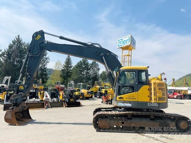 Volvo ECR235CL Excavatoare pe șenile
