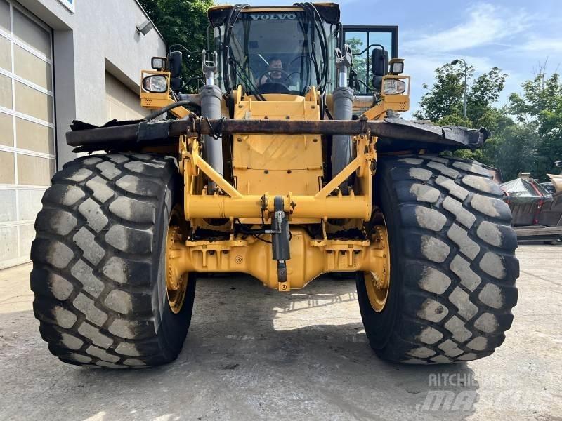 Volvo L 180 G HL Incarcator pe pneuri