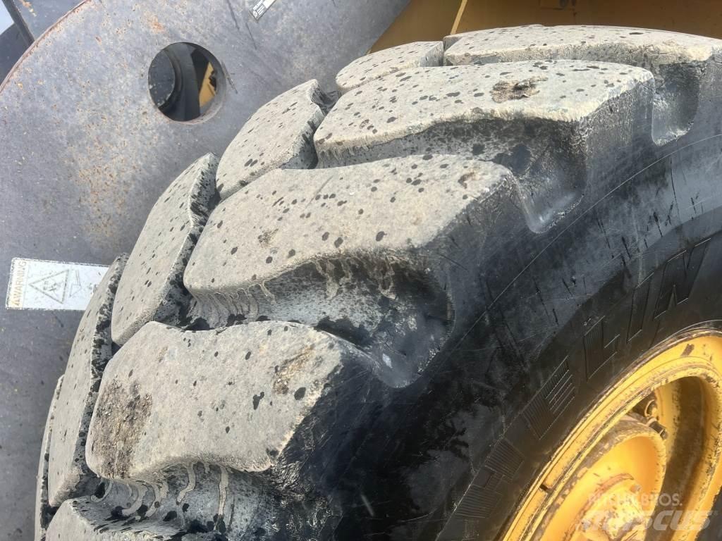 Volvo L 90 C Incarcator pe pneuri