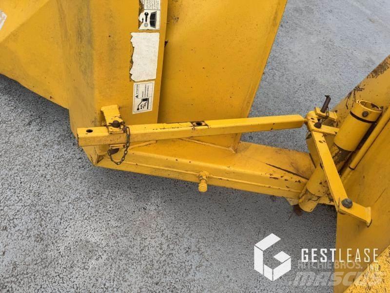 Agram D2401 Utilaje agricole - Altele