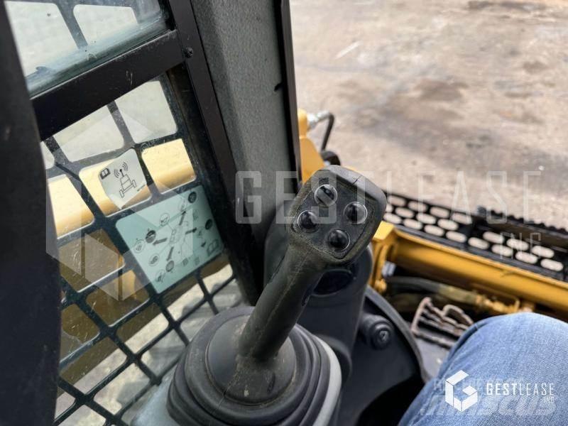 CAT 236D Mini incarcatoare